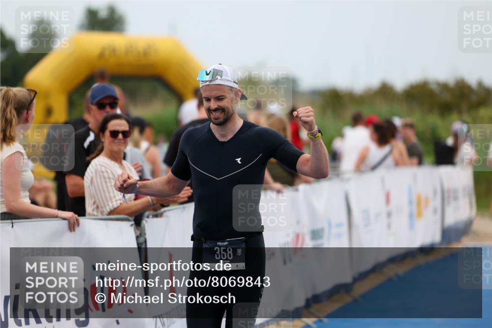 22.06.2025 - Viking Triathlon Michael Strokosch http://msf.ph/oto/8069843 22.06.2025 15:19:30 Ziel 358 meine-sportfotos.de