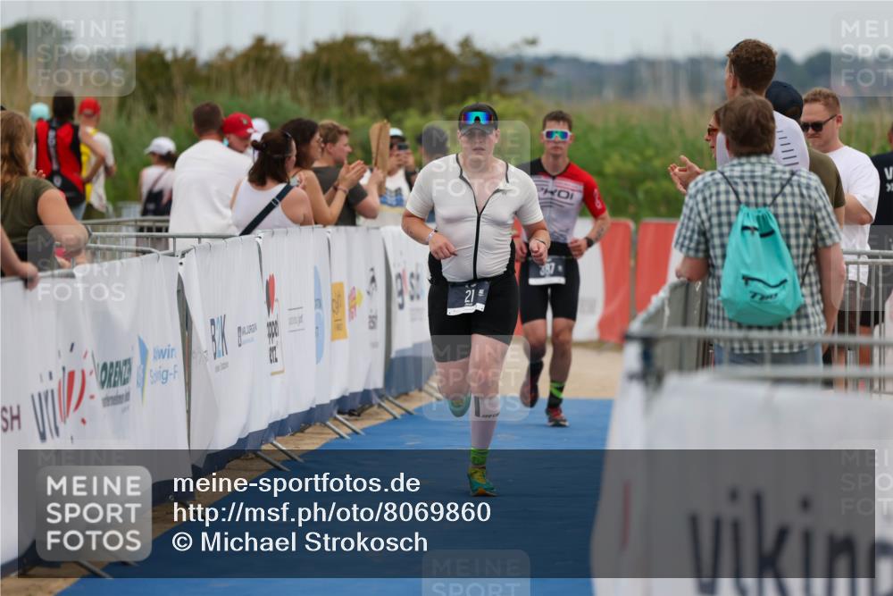 22.06.2025 - Viking Triathlon Michael Strokosch http://msf.ph/oto/8069860 22.06.2025 15:19:34 Ziel 21, 358 meine-sportfotos.de