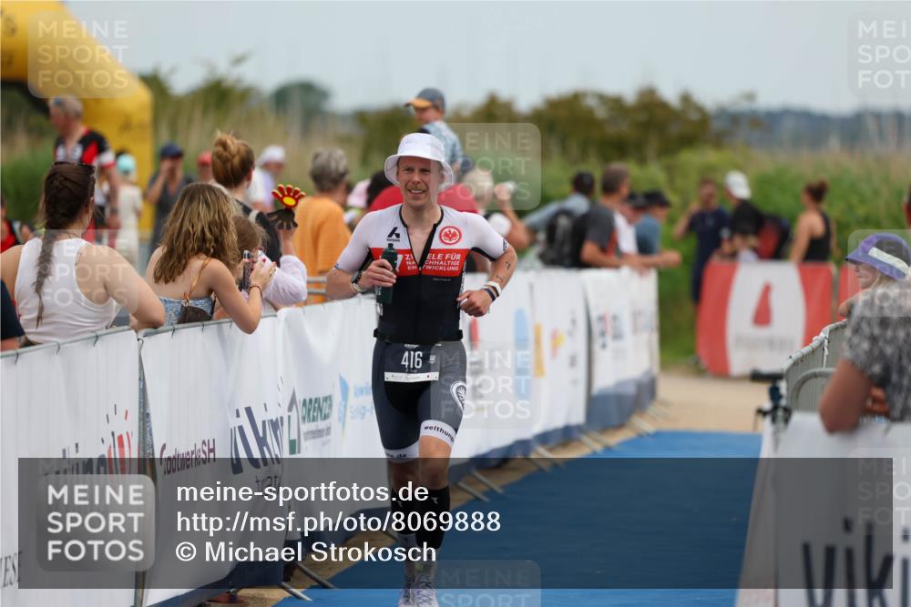 22.06.2025 - Viking Triathlon Michael Strokosch http://msf.ph/oto/8069888 22.06.2025 14:49:08 Ziel 416 meine-sportfotos.de
