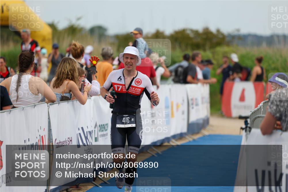 22.06.2025 - Viking Triathlon Michael Strokosch http://msf.ph/oto/8069890 22.06.2025 14:49:08 Ziel 416 meine-sportfotos.de