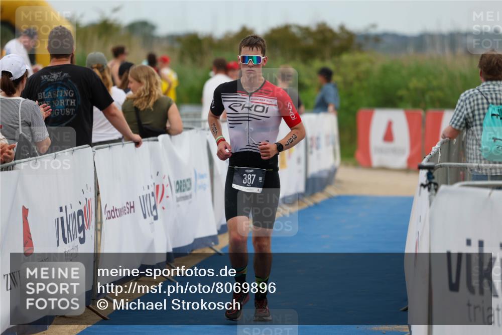 22.06.2025 - Viking Triathlon Michael Strokosch http://msf.ph/oto/8069896 22.06.2025 15:19:39 Ziel 21, 387 meine-sportfotos.de