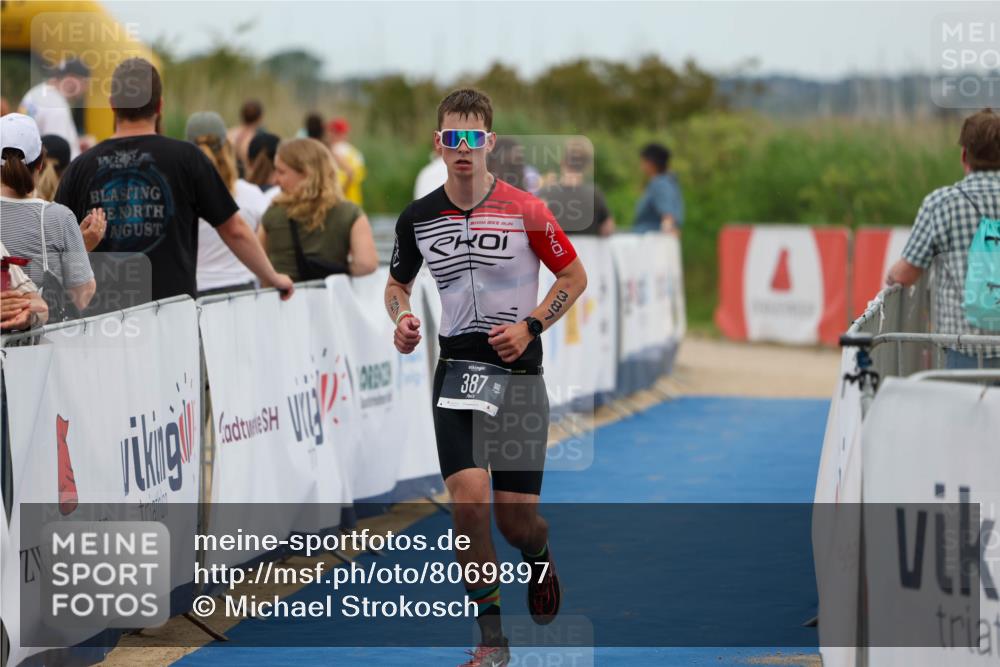 22.06.2025 - Viking Triathlon Michael Strokosch http://msf.ph/oto/8069897 22.06.2025 15:19:39 Ziel 21, 387 meine-sportfotos.de