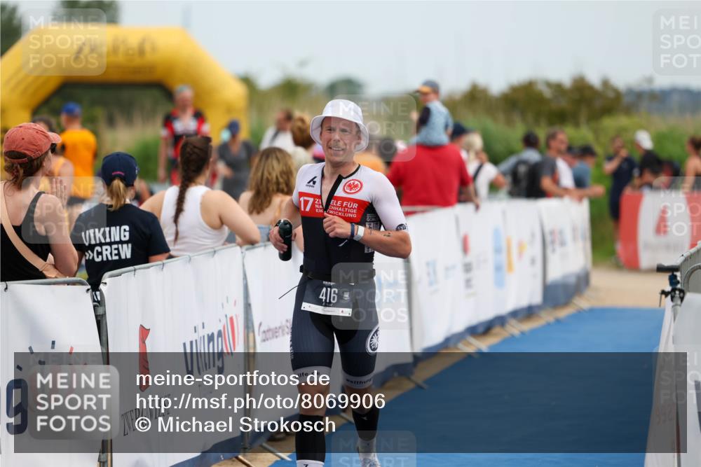 22.06.2025 - Viking Triathlon Michael Strokosch http://msf.ph/oto/8069906 22.06.2025 14:49:09 Ziel 416 meine-sportfotos.de