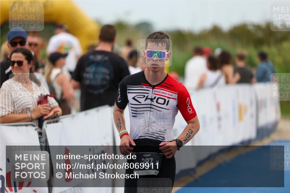 22.06.2025 - Viking Triathlon Michael Strokosch http://msf.ph/oto/8069911 22.06.2025 15:19:40 Ziel 21, 387 meine-sportfotos.de