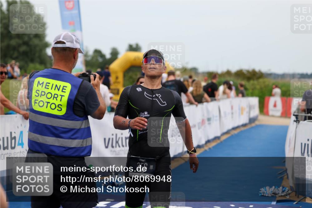 22.06.2025 - Viking Triathlon Michael Strokosch http://msf.ph/oto/8069948 22.06.2025 15:21:03 Ziel 356 meine-sportfotos.de