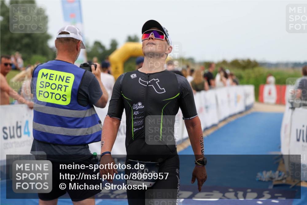 22.06.2025 - Viking Triathlon Michael Strokosch http://msf.ph/oto/8069957 22.06.2025 15:21:04 Ziel 356 meine-sportfotos.de