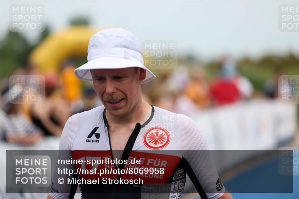 22.06.2025 - Viking Triathlon Michael Strokosch http://msf.ph/oto/8069958 22.06.2025 14:49:12 Ziel 416 meine-sportfotos.de