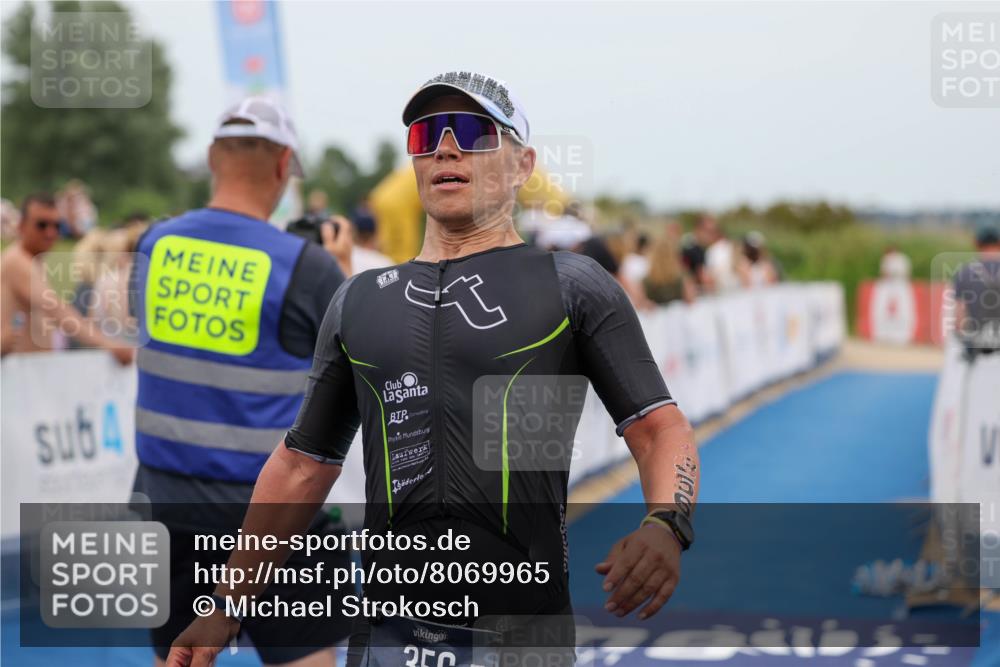 22.06.2025 - Viking Triathlon Michael Strokosch http://msf.ph/oto/8069965 22.06.2025 15:21:05 Ziel 356 meine-sportfotos.de
