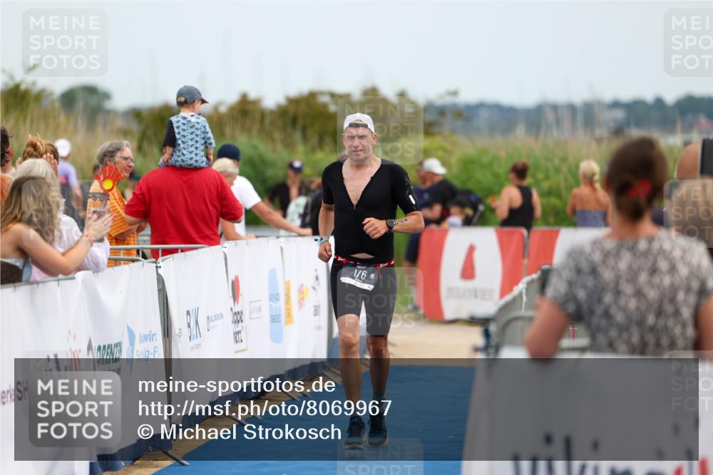22.06.2025 - Viking Triathlon Michael Strokosch http://msf.ph/oto/8069967 22.06.2025 14:49:34 Ziel 176 meine-sportfotos.de