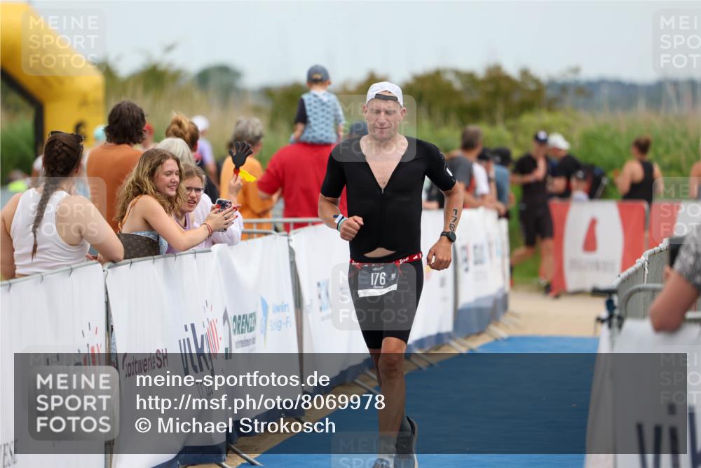 22.06.2025 - Viking Triathlon Michael Strokosch http://msf.ph/oto/8069978 22.06.2025 14:49:35 Ziel 176 meine-sportfotos.de