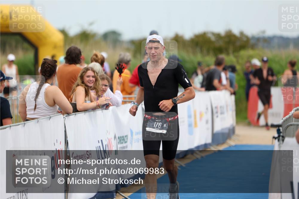 22.06.2025 - Viking Triathlon Michael Strokosch http://msf.ph/oto/8069983 22.06.2025 14:49:36 Ziel 176 meine-sportfotos.de