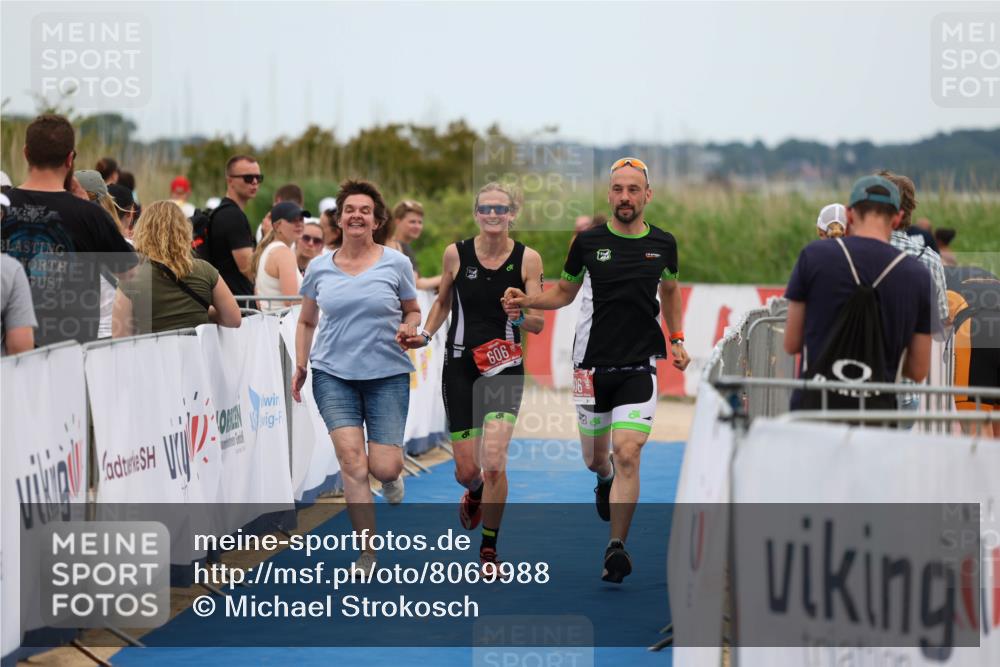 22.06.2025 - Viking Triathlon Michael Strokosch http://msf.ph/oto/8069988 22.06.2025 15:21:34 Ziel 606 meine-sportfotos.de