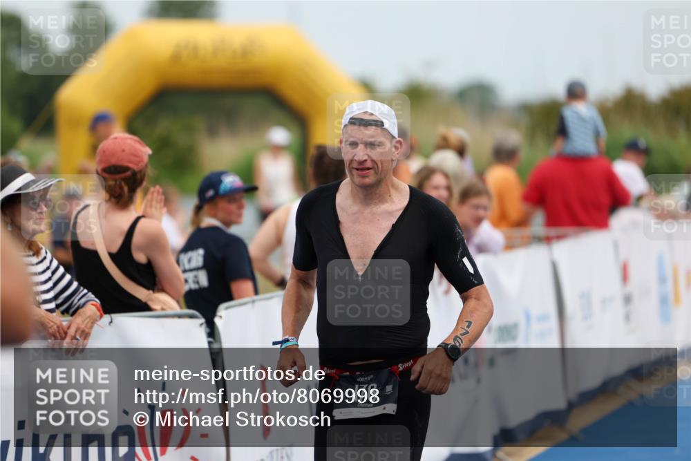 22.06.2025 - Viking Triathlon Michael Strokosch http://msf.ph/oto/8069998 22.06.2025 14:49:37 Ziel 176 meine-sportfotos.de