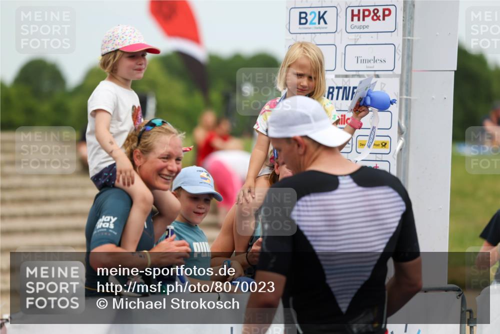 22.06.2025 - Viking Triathlon Michael Strokosch http://msf.ph/oto/8070023 22.06.2025 14:49:45 Ziel 310 meine-sportfotos.de