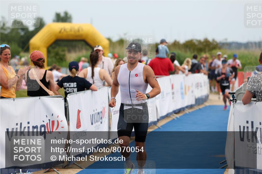 22.06.2025 - Viking Triathlon Michael Strokosch http://msf.ph/oto/8070054 22.06.2025 14:51:14 Ziel 12, 407 meine-sportfotos.de