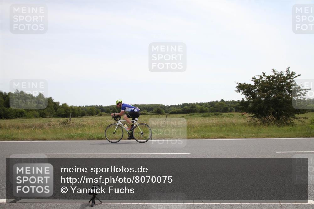 22.06.2025 - Viking Triathlon Yannick Fuchs http://msf.ph/oto/8070075 22.06.2025 12:14:44 Radfahren 182, 241, 254 meine-sportfotos.de