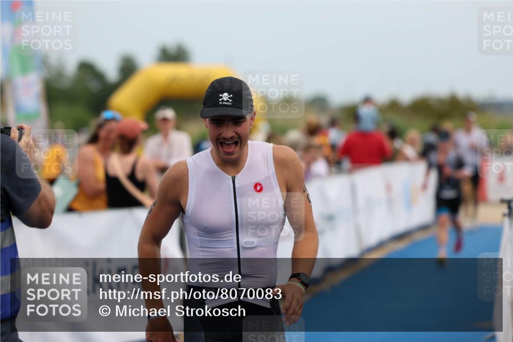 22.06.2025 - Viking Triathlon Michael Strokosch http://msf.ph/oto/8070083 22.06.2025 14:51:16 Ziel 12, 407, 555 meine-sportfotos.de