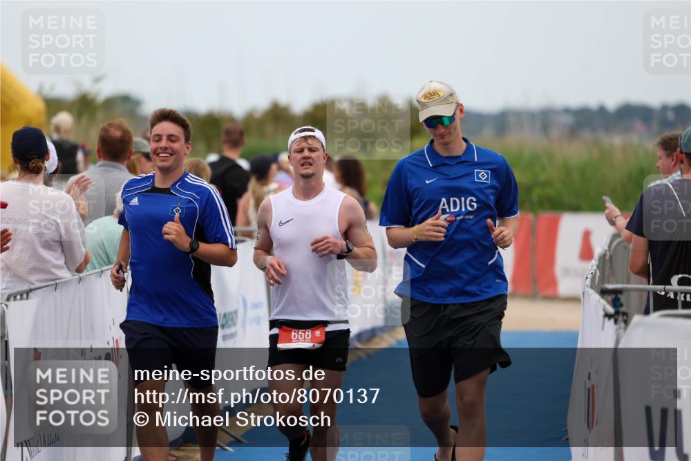 22.06.2025 - Viking Triathlon Michael Strokosch http://msf.ph/oto/8070137 22.06.2025 15:22:56 Ziel 658 meine-sportfotos.de