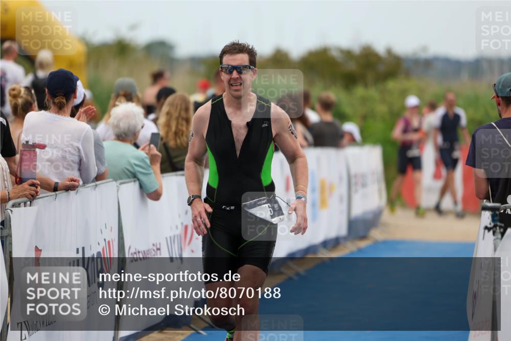 22.06.2025 - Viking Triathlon Michael Strokosch http://msf.ph/oto/8070188 22.06.2025 15:24:09 Ziel 366, 540 meine-sportfotos.de