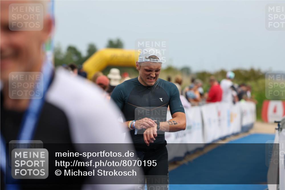 22.06.2025 - Viking Triathlon Michael Strokosch http://msf.ph/oto/8070195 22.06.2025 14:53:08 Ziel 40 meine-sportfotos.de