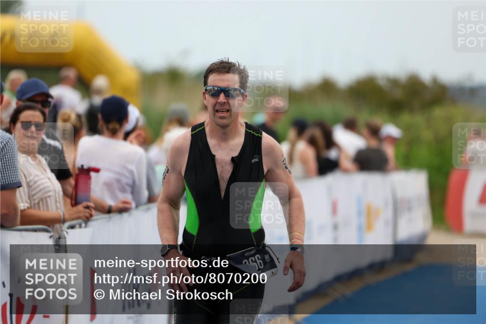 22.06.2025 - Viking Triathlon Michael Strokosch http://msf.ph/oto/8070200 22.06.2025 15:24:10 Ziel 366, 540 meine-sportfotos.de