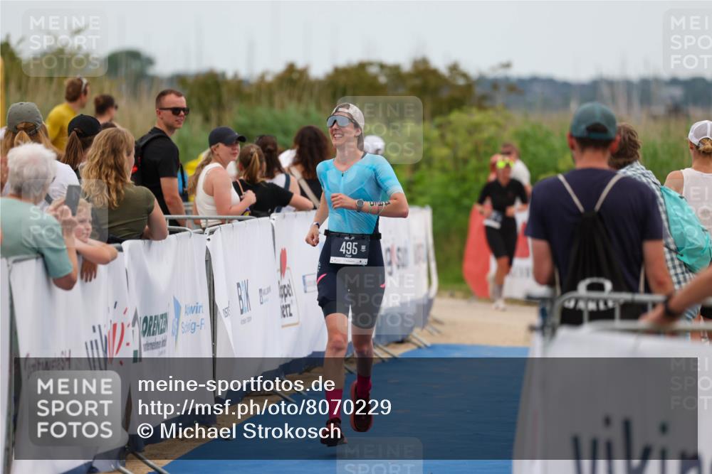 22.06.2025 - Viking Triathlon Michael Strokosch http://msf.ph/oto/8070229 22.06.2025 15:24:17 Ziel 495 meine-sportfotos.de