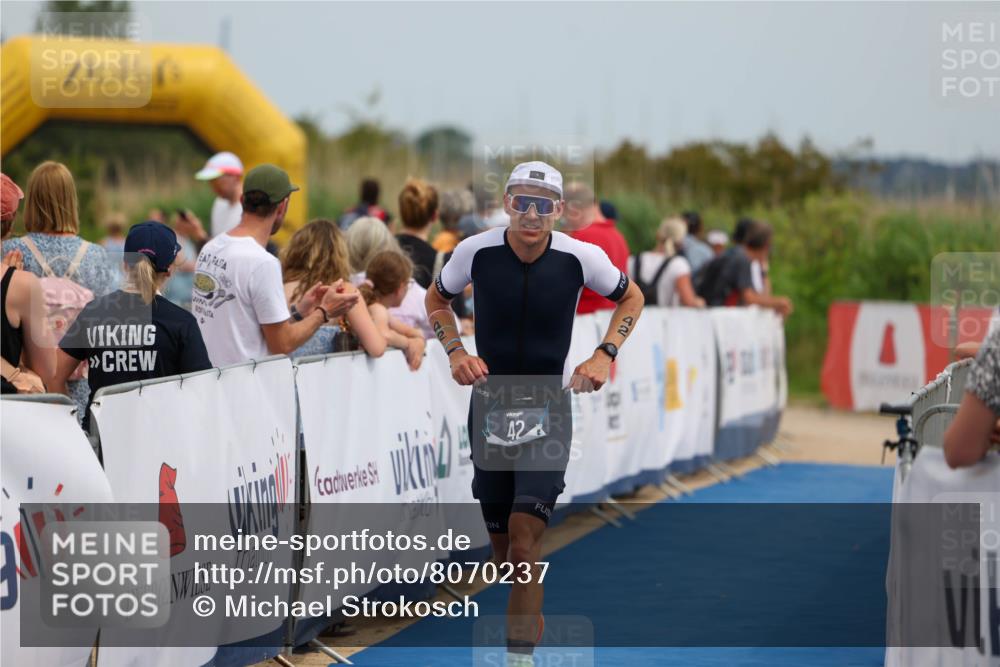 22.06.2025 - Viking Triathlon Michael Strokosch http://msf.ph/oto/8070237 22.06.2025 14:53:17 Ziel 42 meine-sportfotos.de