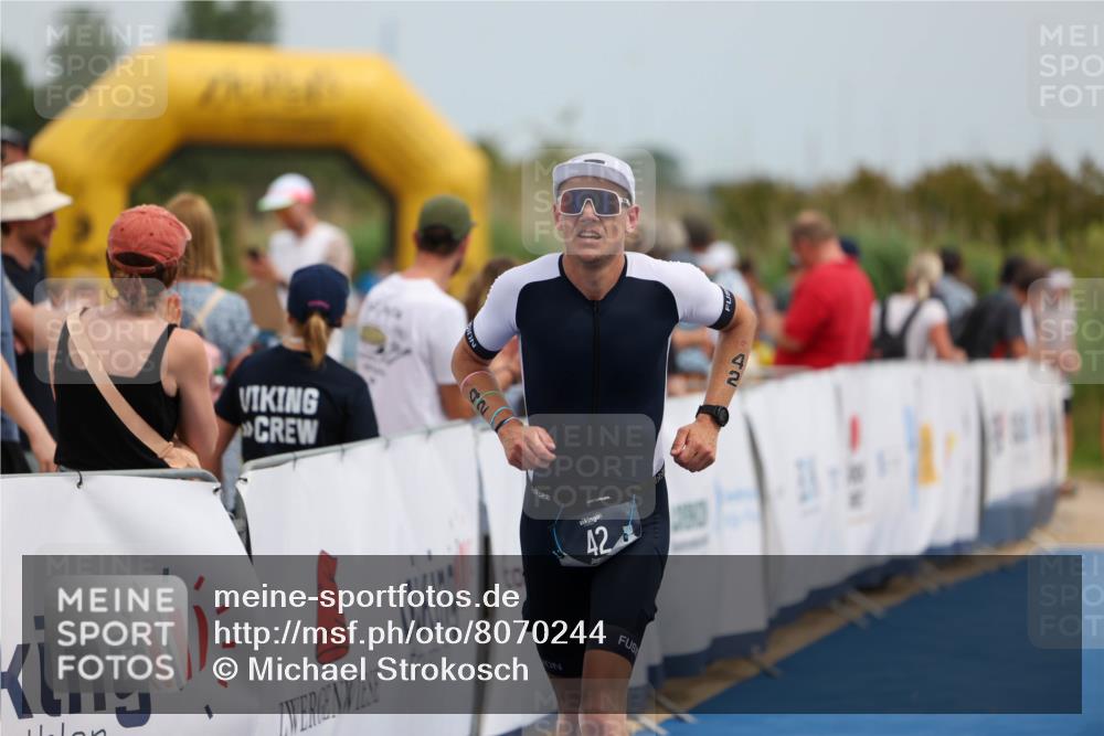 22.06.2025 - Viking Triathlon Michael Strokosch http://msf.ph/oto/8070244 22.06.2025 14:53:18 Ziel 42 meine-sportfotos.de