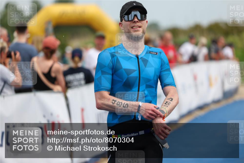 22.06.2025 - Viking Triathlon Michael Strokosch http://msf.ph/oto/8070304 22.06.2025 14:53:33 Ziel 486 meine-sportfotos.de