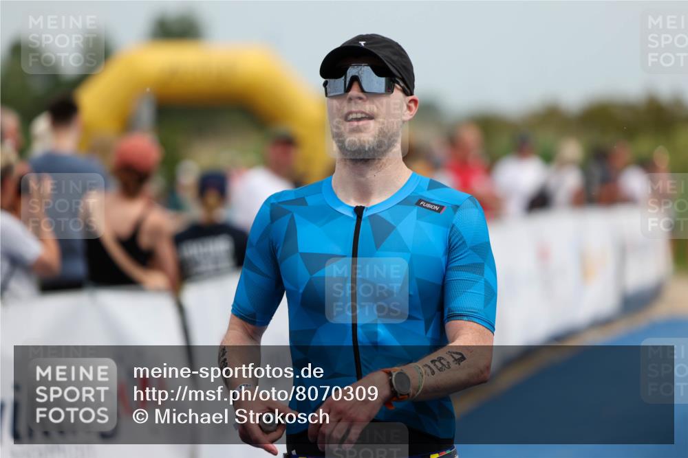 22.06.2025 - Viking Triathlon Michael Strokosch http://msf.ph/oto/8070309 22.06.2025 14:53:33 Ziel 486 meine-sportfotos.de