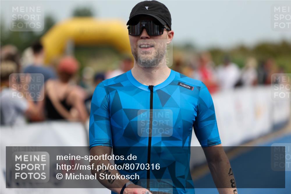 22.06.2025 - Viking Triathlon Michael Strokosch http://msf.ph/oto/8070316 22.06.2025 14:53:34 Ziel 486 meine-sportfotos.de