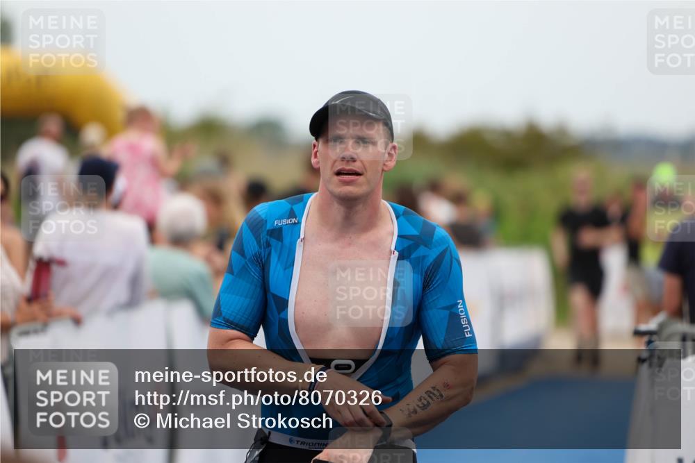 22.06.2025 - Viking Triathlon Michael Strokosch http://msf.ph/oto/8070326 22.06.2025 15:24:39 Ziel 298 meine-sportfotos.de