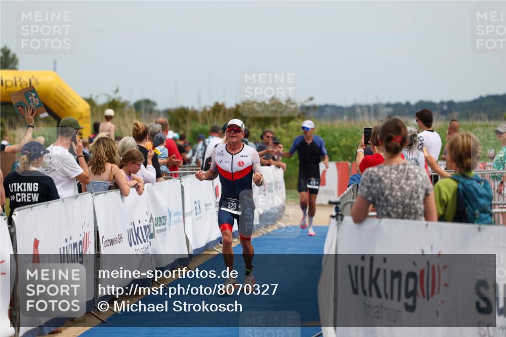 22.06.2025 - Viking Triathlon Michael Strokosch http://msf.ph/oto/8070327 22.06.2025 14:53:43 Ziel 329 meine-sportfotos.de