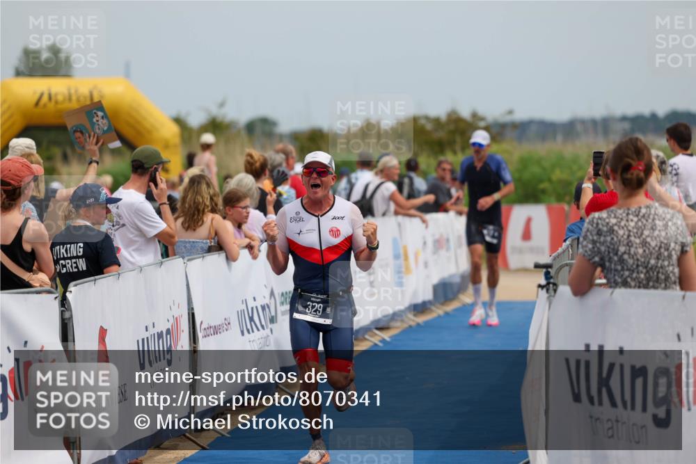 22.06.2025 - Viking Triathlon Michael Strokosch http://msf.ph/oto/8070341 22.06.2025 14:53:44 Ziel 329 meine-sportfotos.de