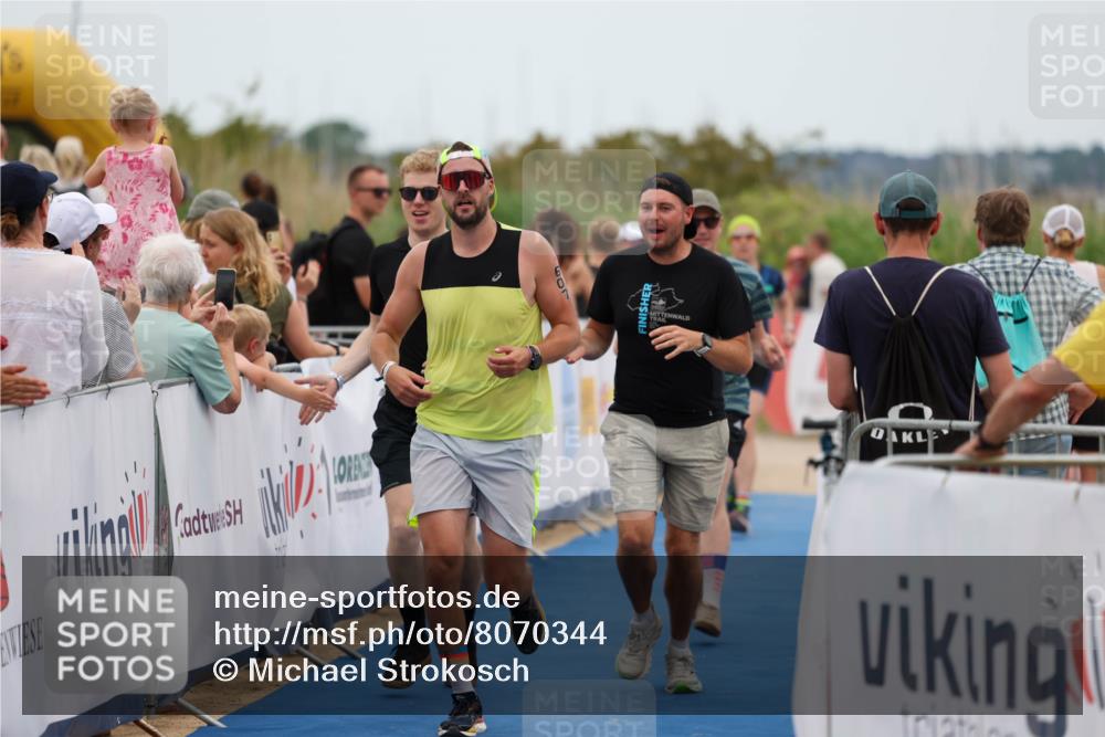 22.06.2025 - Viking Triathlon Michael Strokosch http://msf.ph/oto/8070344 22.06.2025 15:24:44 Ziel 210, 298, 607 meine-sportfotos.de