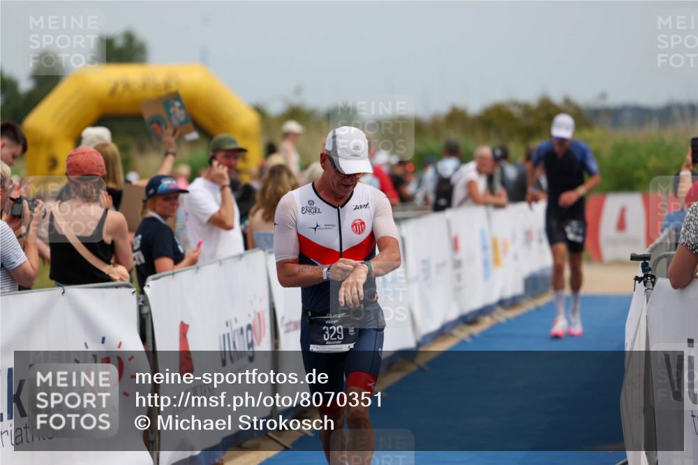 22.06.2025 - Viking Triathlon Michael Strokosch http://msf.ph/oto/8070351 22.06.2025 14:53:45 Ziel 329 meine-sportfotos.de
