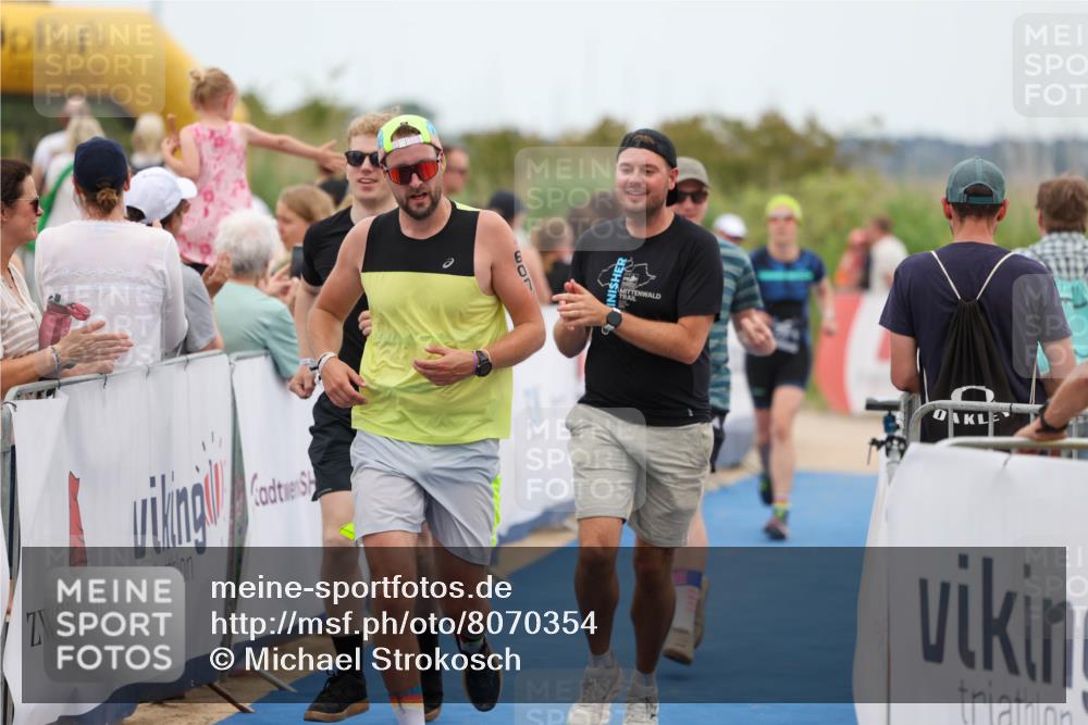 22.06.2025 - Viking Triathlon Michael Strokosch http://msf.ph/oto/8070354 22.06.2025 15:24:45 Ziel 210, 607 meine-sportfotos.de