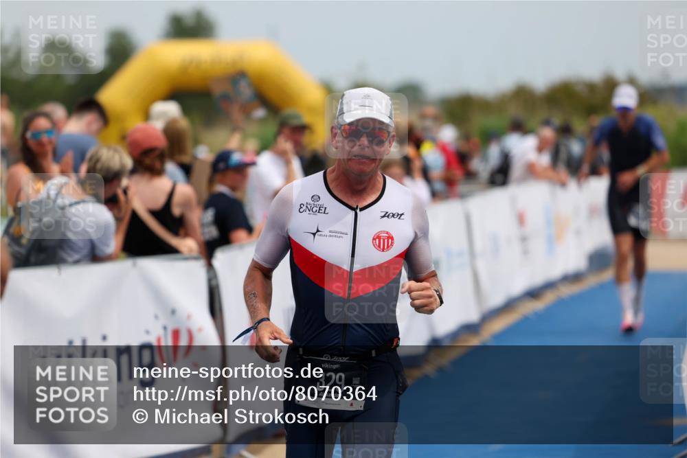 22.06.2025 - Viking Triathlon Michael Strokosch http://msf.ph/oto/8070364 22.06.2025 14:53:46 Ziel 329, 478 meine-sportfotos.de