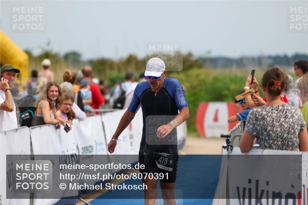 22.06.2025 - Viking Triathlon Michael Strokosch http://msf.ph/oto/8070391 22.06.2025 14:53:49 Ziel 329, 478 meine-sportfotos.de
