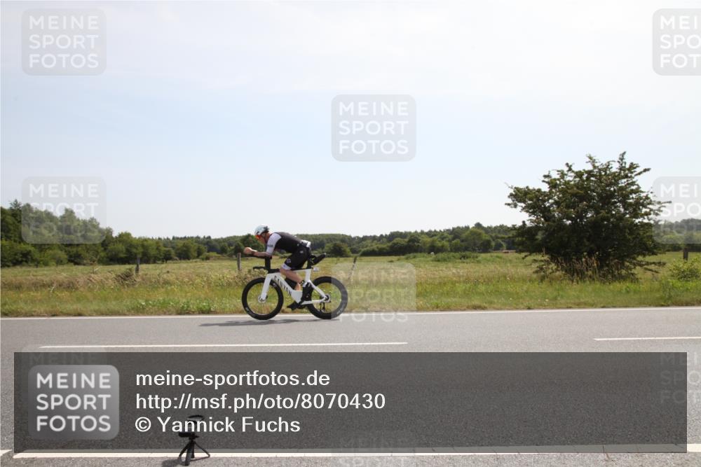 22.06.2025 - Viking Triathlon Yannick Fuchs http://msf.ph/oto/8070430 22.06.2025 11:41:50 Radfahren 232, 300, 317, 323, 412 meine-sportfotos.de