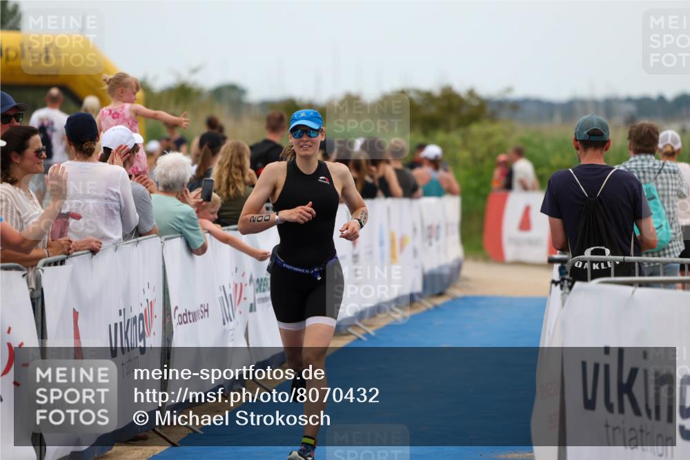 22.06.2025 - Viking Triathlon Michael Strokosch http://msf.ph/oto/8070432 22.06.2025 15:24:56 Ziel 200 meine-sportfotos.de