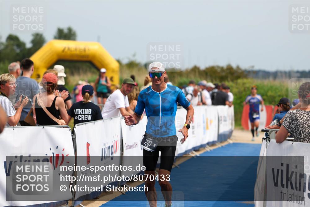 22.06.2025 - Viking Triathlon Michael Strokosch http://msf.ph/oto/8070433 22.06.2025 14:54:19 Ziel 237 meine-sportfotos.de