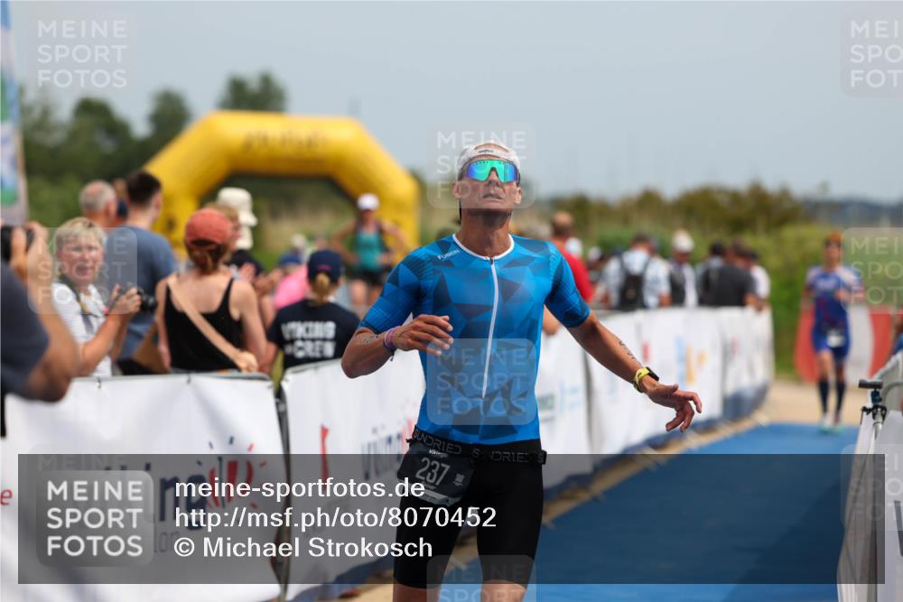 22.06.2025 - Viking Triathlon Michael Strokosch http://msf.ph/oto/8070452 22.06.2025 14:54:20 Ziel 135, 237 meine-sportfotos.de