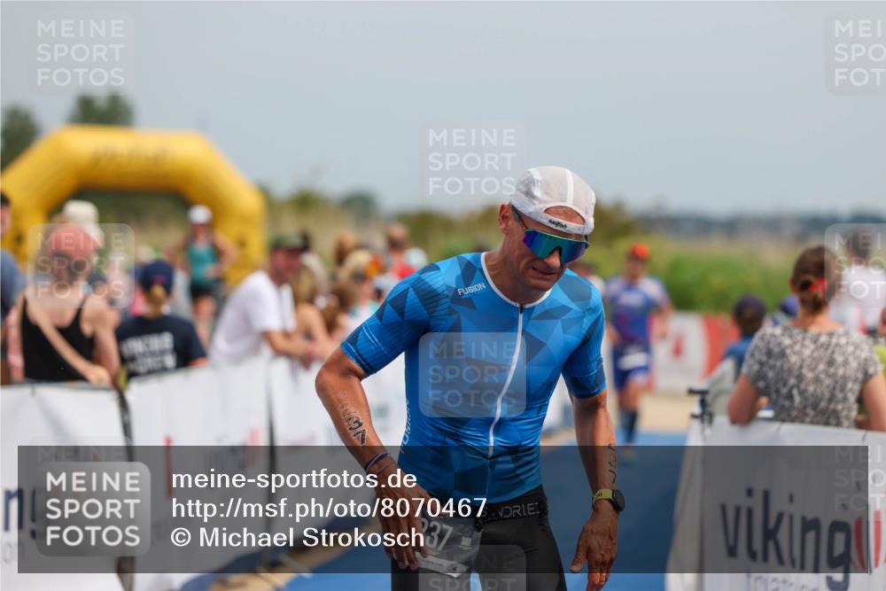 22.06.2025 - Viking Triathlon Michael Strokosch http://msf.ph/oto/8070467 22.06.2025 14:54:21 Ziel 135, 237 meine-sportfotos.de