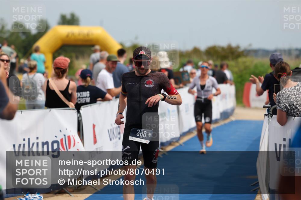 22.06.2025 - Viking Triathlon Michael Strokosch http://msf.ph/oto/8070491 22.06.2025 14:55:37 Ziel 30, 388 meine-sportfotos.de
