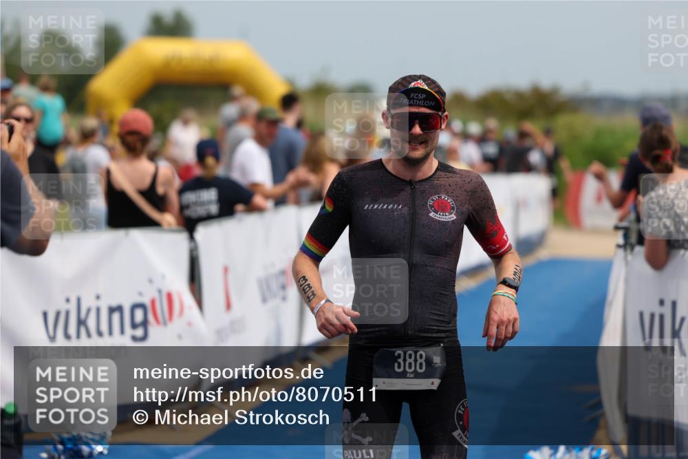 22.06.2025 - Viking Triathlon Michael Strokosch http://msf.ph/oto/8070511 22.06.2025 14:55:39 Ziel 30, 388 meine-sportfotos.de
