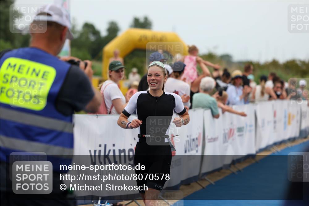 22.06.2025 - Viking Triathlon Michael Strokosch http://msf.ph/oto/8070578 22.06.2025 15:25:53 Ziel 22, 44, 343 meine-sportfotos.de