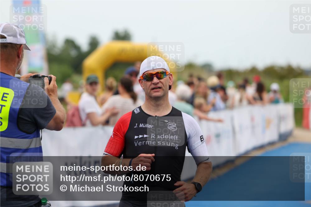 22.06.2025 - Viking Triathlon Michael Strokosch http://msf.ph/oto/8070675 22.06.2025 15:26:41 Ziel 220, 385 meine-sportfotos.de