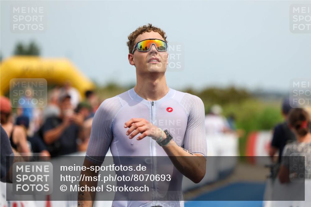 22.06.2025 - Viking Triathlon Michael Strokosch http://msf.ph/oto/8070693 22.06.2025 14:56:53 Ziel 435 meine-sportfotos.de
