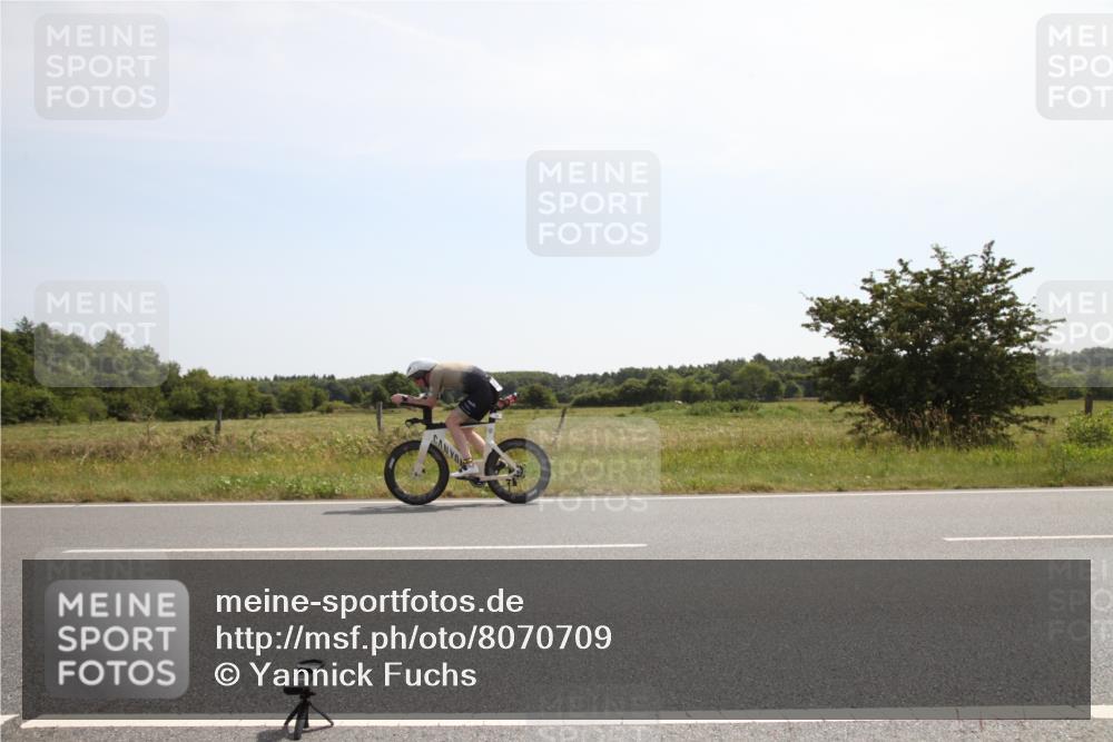 22.06.2025 - Viking Triathlon Yannick Fuchs http://msf.ph/oto/8070709 22.06.2025 11:43:33 Radfahren 197, 518, 525 meine-sportfotos.de